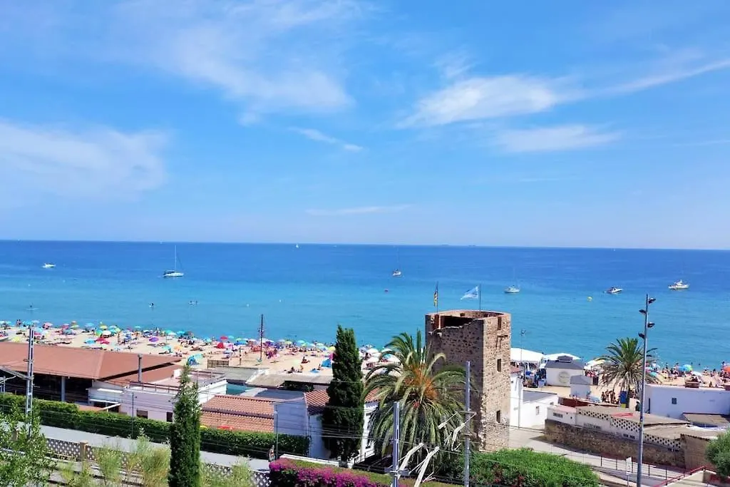 Oasis Beach-City Apartment مونغات