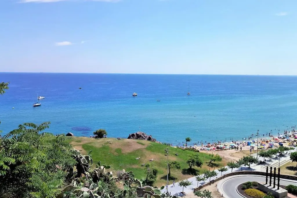 Oasis Beach-City Apartment Montgat