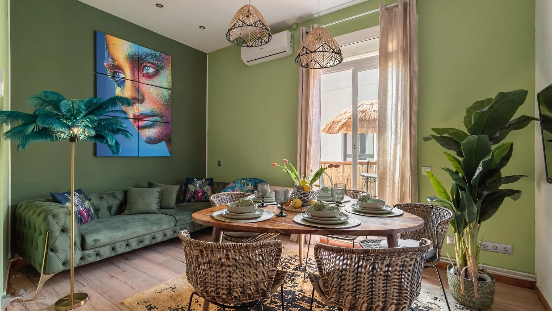Oasis Beach-City Apartment مونغات